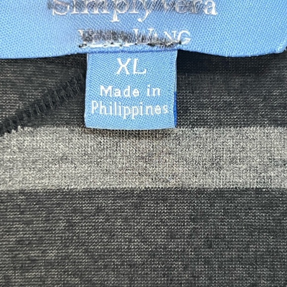 Simply Vera Vera Wang Funky Black Gray Wavy Stripe Short Sleeve Top Size XL - Picture 6 of 6